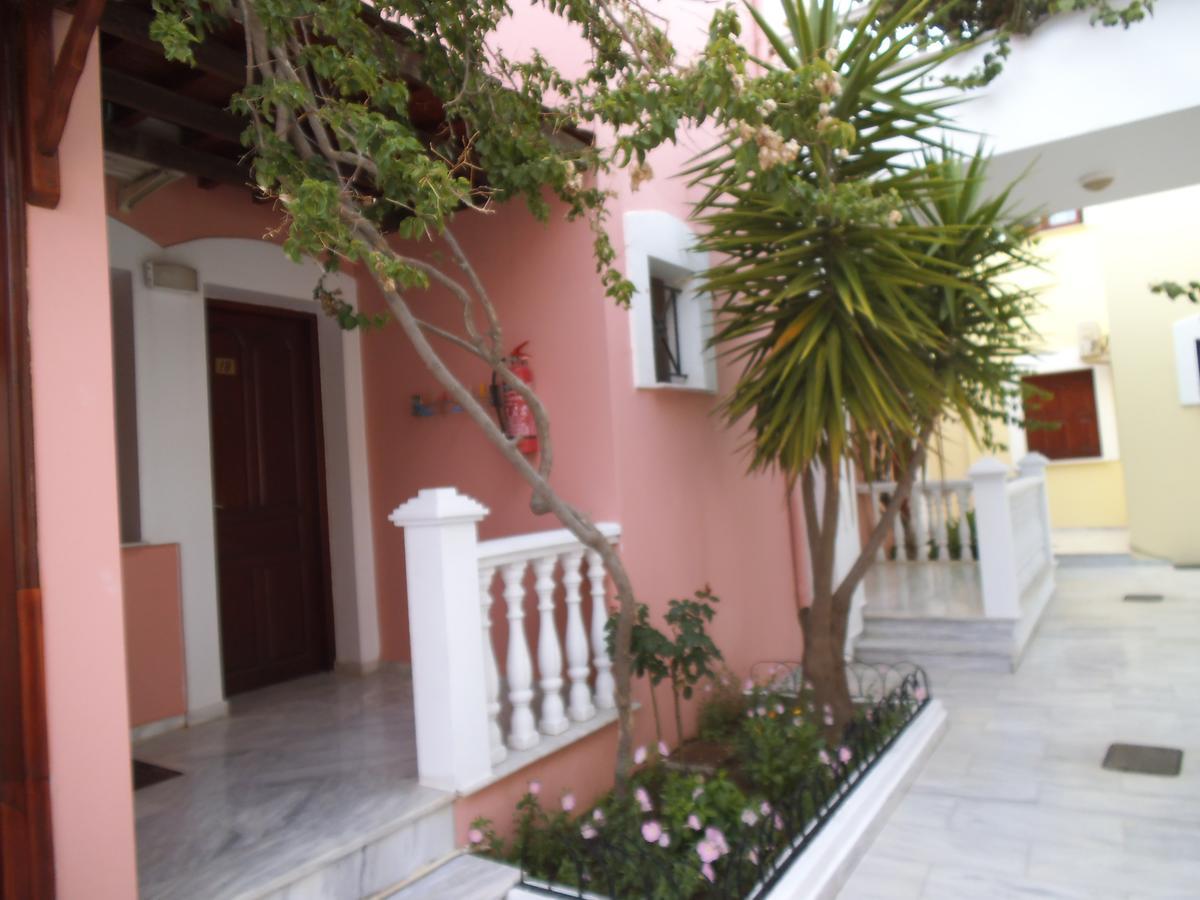 Alkyon Hotel Kokkari Exterior foto